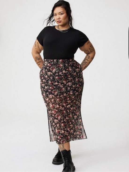 torrid Dresses & Skirts - Torrid Black Floral Mesh Over Mini Maxi Skirt Sz 2X